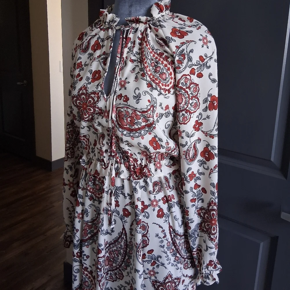 BANANA REPUBLIC V-Neck Peasant Handkerchief Hem Midi Dress - Picture 2 of 5